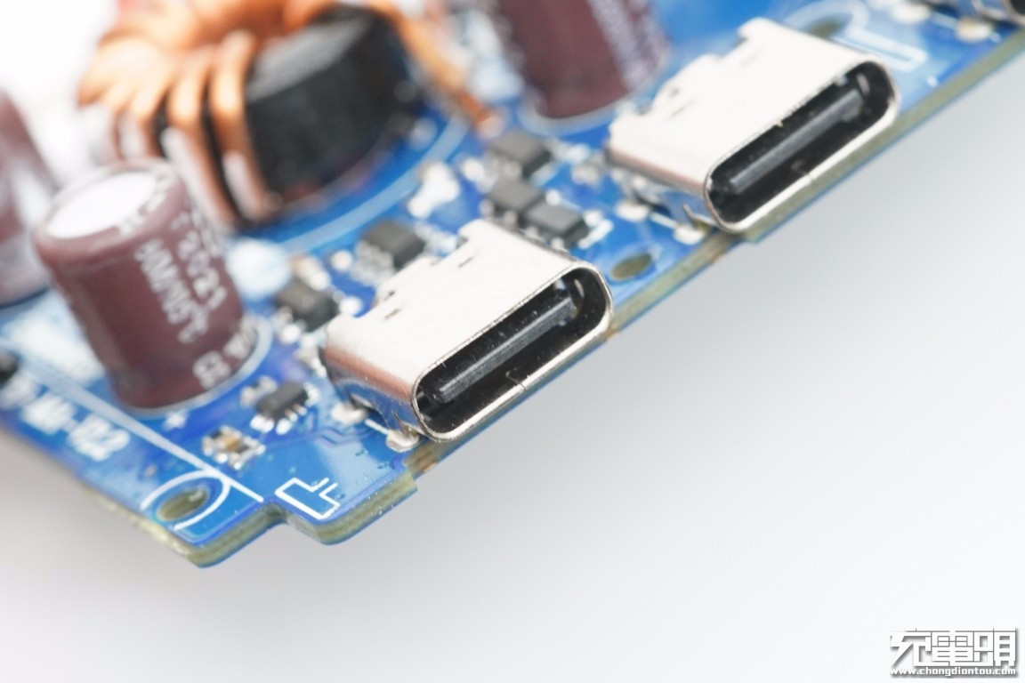 征拓20w快充拆解,征拓100w桌面充电器