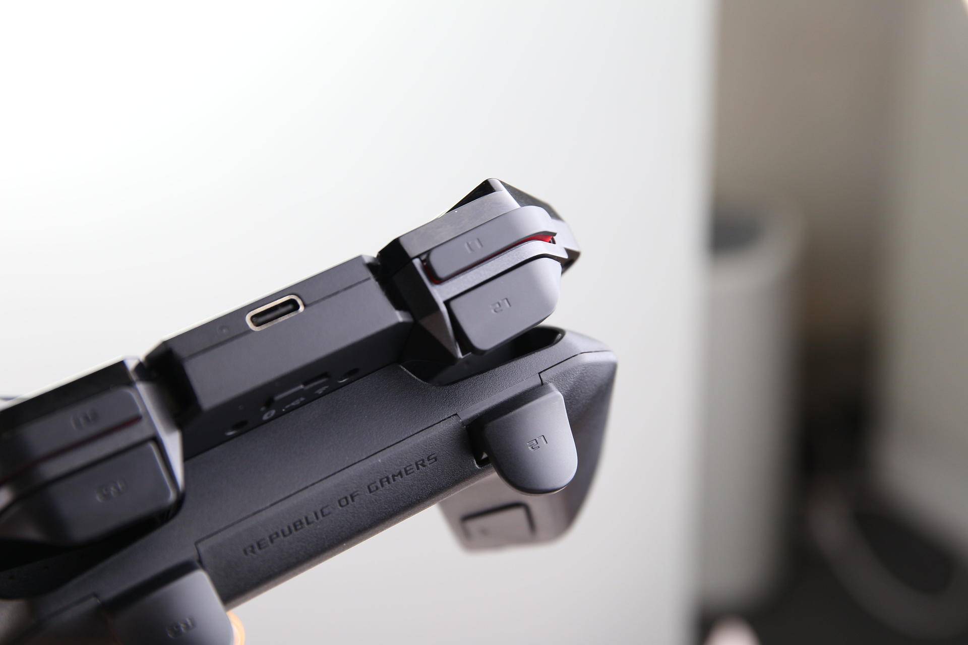 把手机变成手柄玩电脑游戏,把王者玩成火影是什么体验