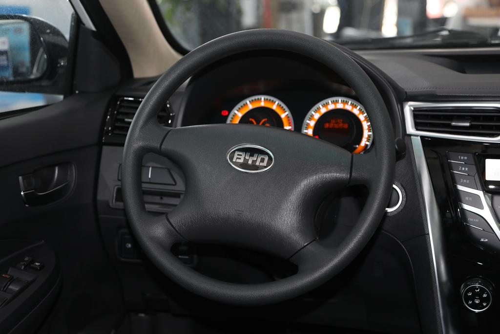 2018款比亚迪f3手动经典评测,为什么说比亚迪f3是一代经典