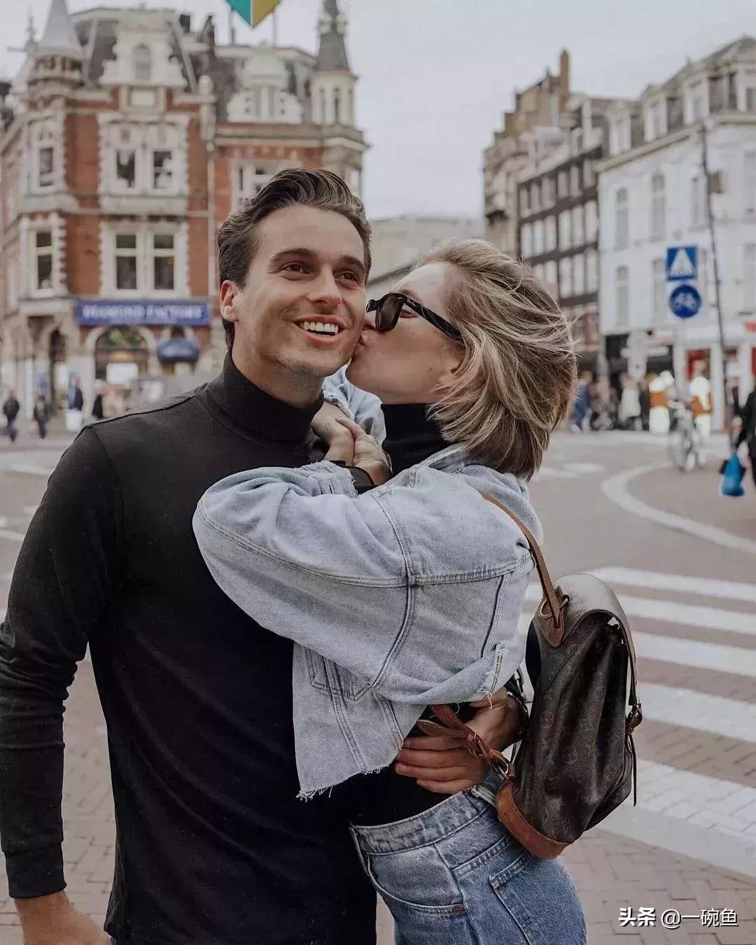 高领卫衣穿搭,高领潮服卫衣