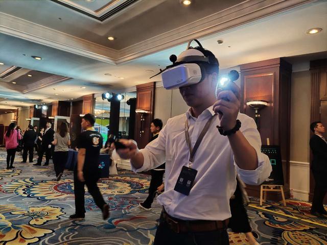 奇遇dreampro节奏光剑,奇遇2s可以玩节奏光剑吗