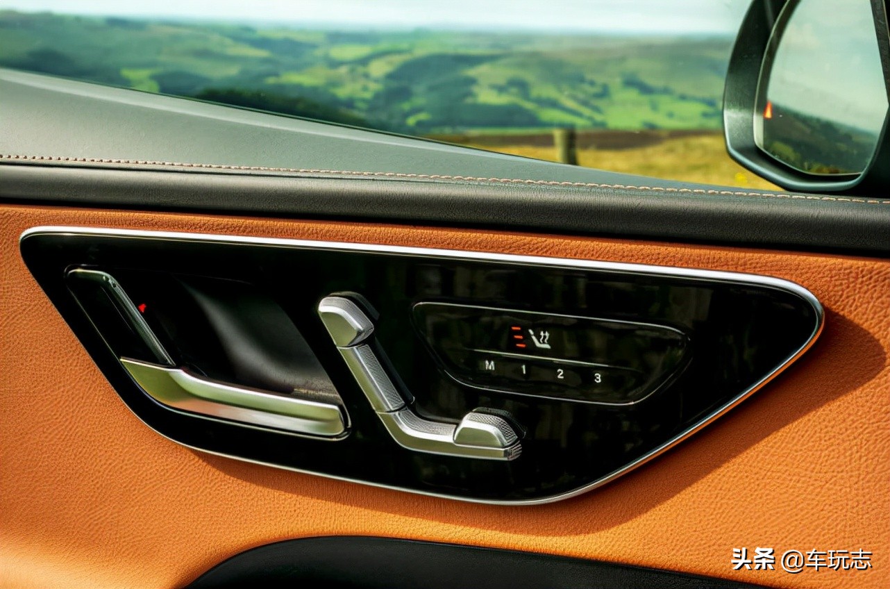 梅赛德斯奔驰c63试驾,奔驰c级进口2019款c300旅行轿车