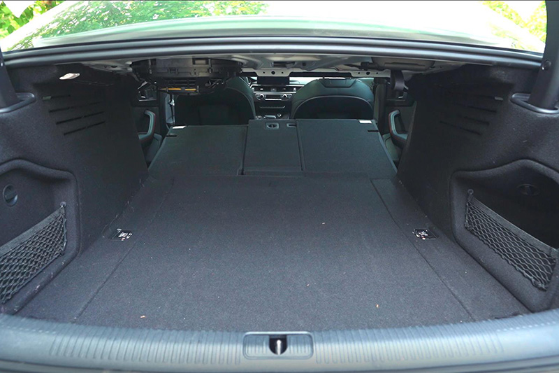 奥迪a4l比较宝马三系,最强a4