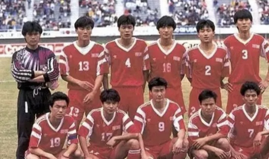 中国足球最强守门员,中国足球守门员喝水