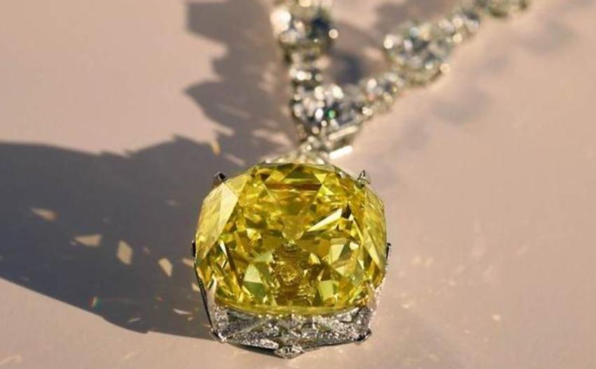 碧昂丝夫妇蒂芙尼,jayz碧昂丝夫妇震撼现场