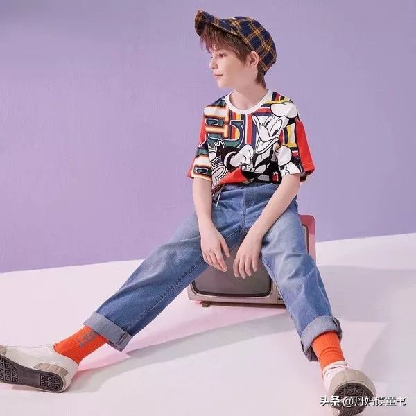 夏季流行的裙子童装,夏天连衣裙短袖童装