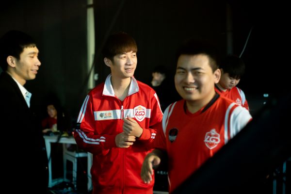 cfpl供电所b点烟雾战术,cf永不过时的霰弹枪活动