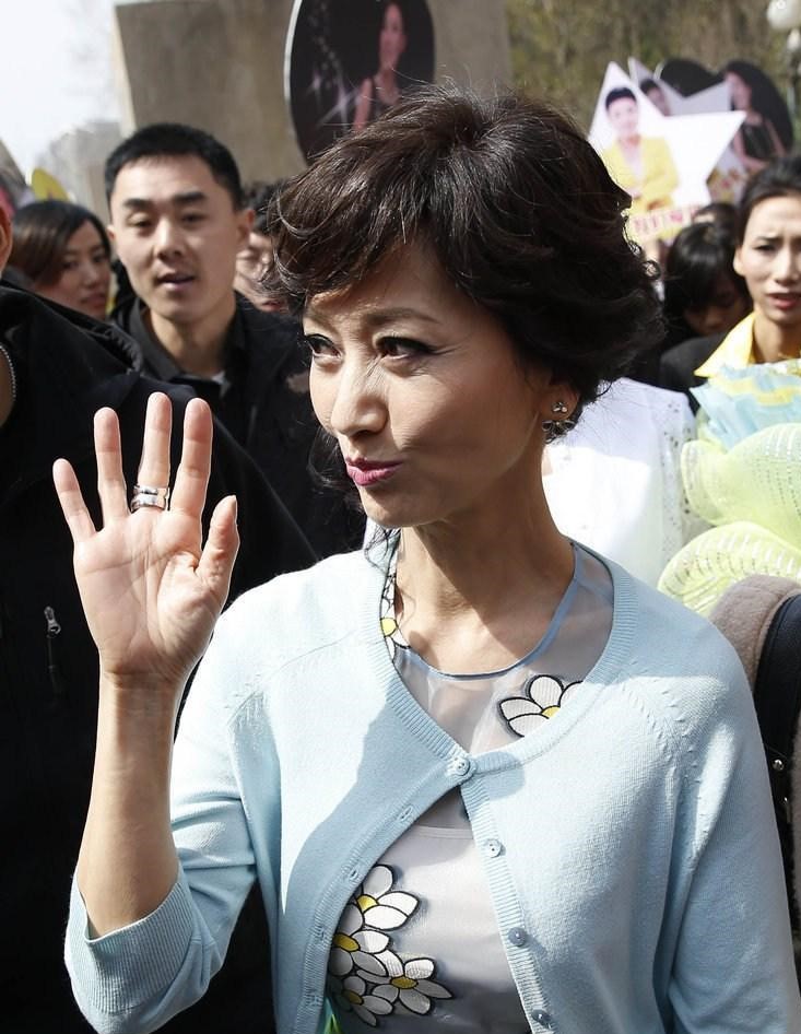 吴宣仪做牙齿前后对比,吴宣仪做整牙