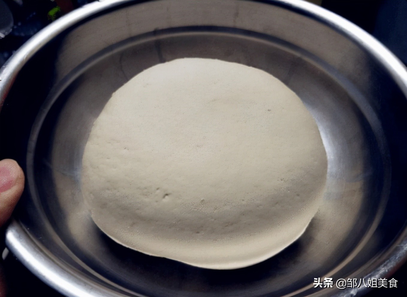 烙死面饼怎么叠层多,烙死面饼怎样和面又软又好吃