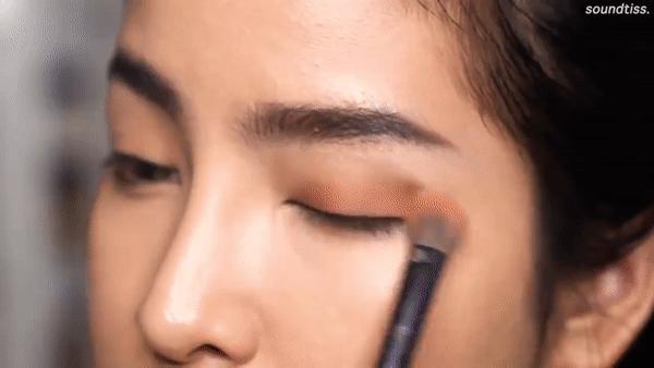 被称作泰国最美小花的90后，画上这个妆连Lisa都要被比下去