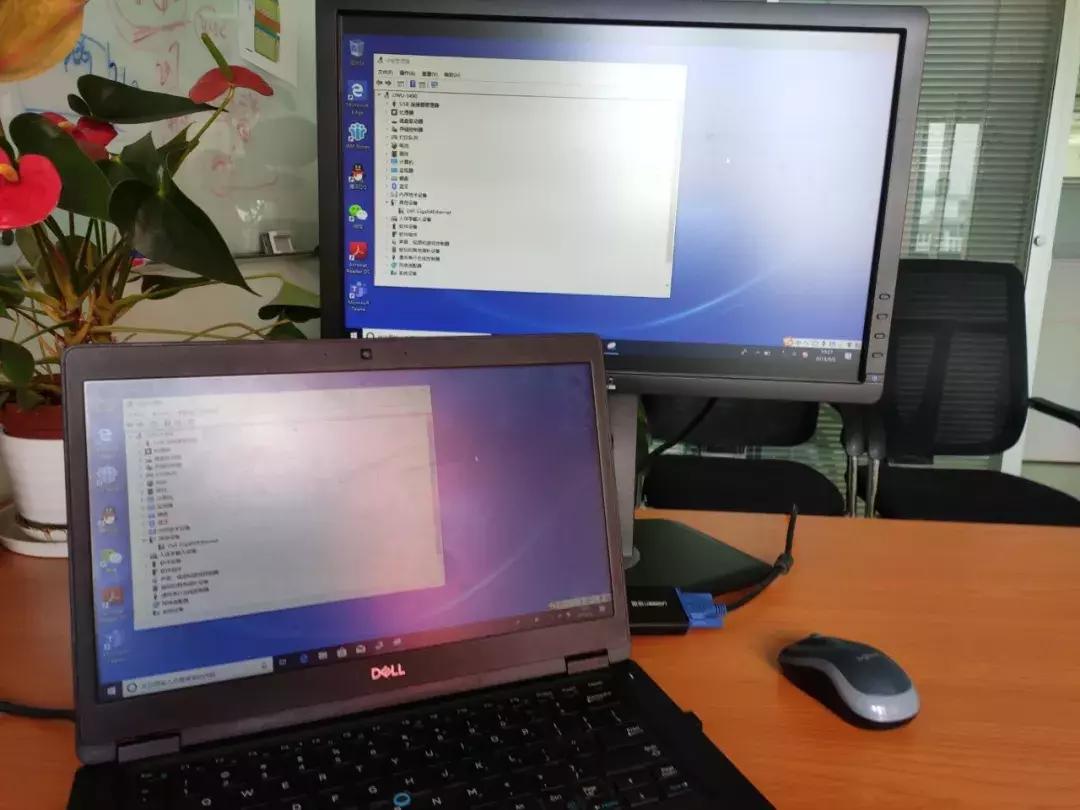笔记本外接显示器关闭盖子就黑屏,笔记本连接显示器后屏幕没有全屏