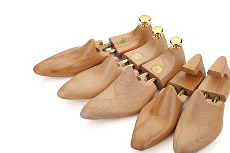 怎样保养皮鞋结实耐穿,平时该怎样保养漆皮皮鞋