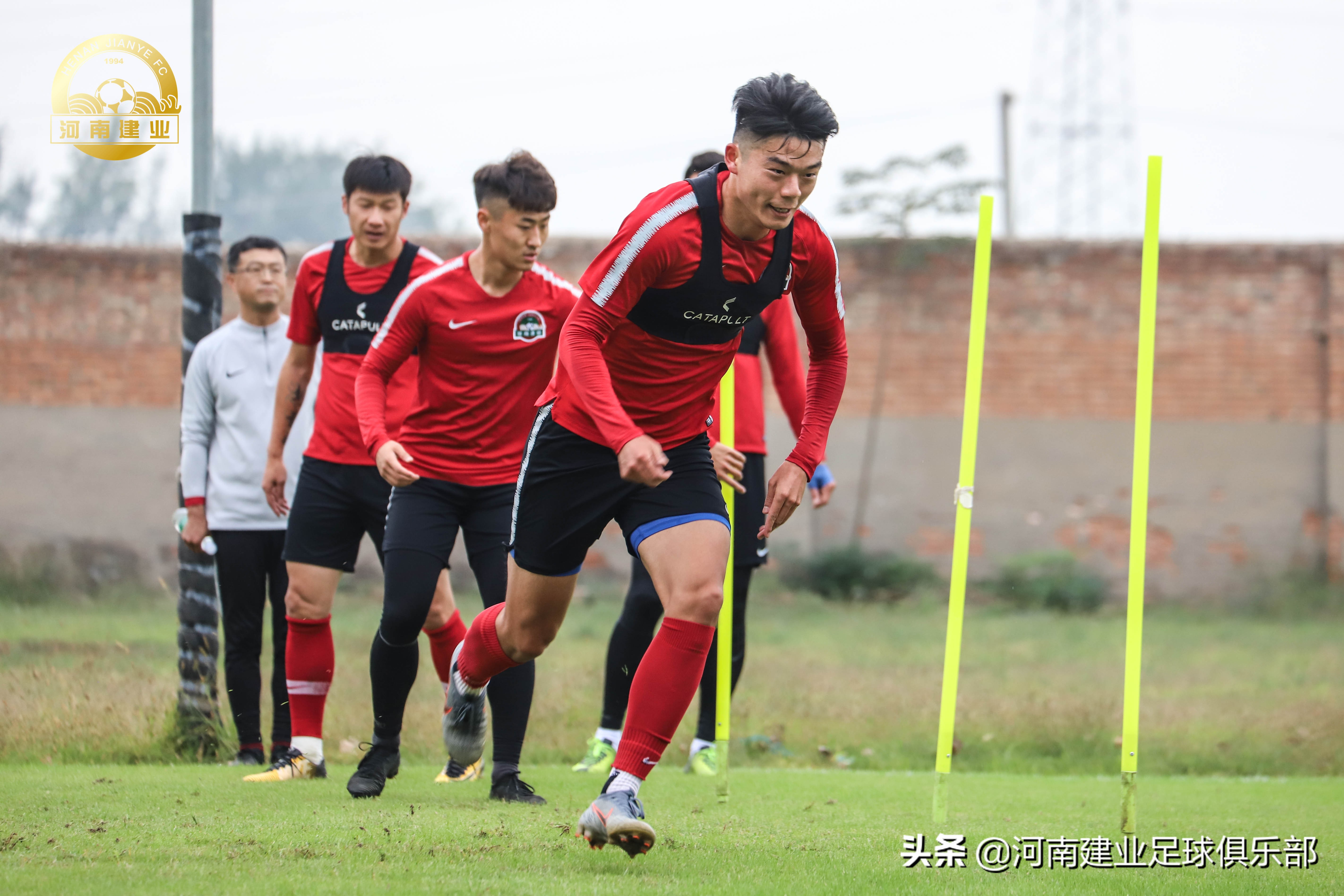 河南建业队新赛季主场,河南建业队直播