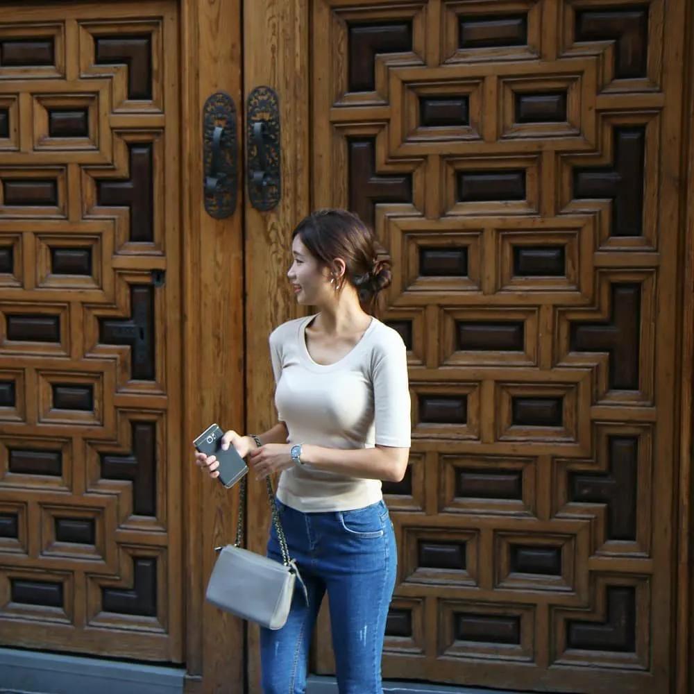 韩国网红模特李熙恩,ins:__leeheeeun__，梦寐以求的纤腰大长腿