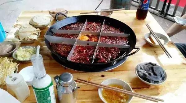 沙坪坝夏季小吃探店推荐,沙坪坝老字号美食推荐电话