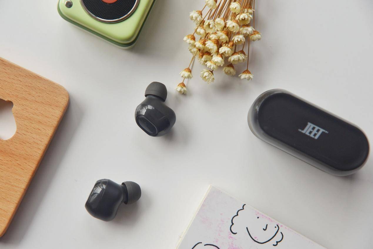 EETAIR的陪伴让你步伐更轻快