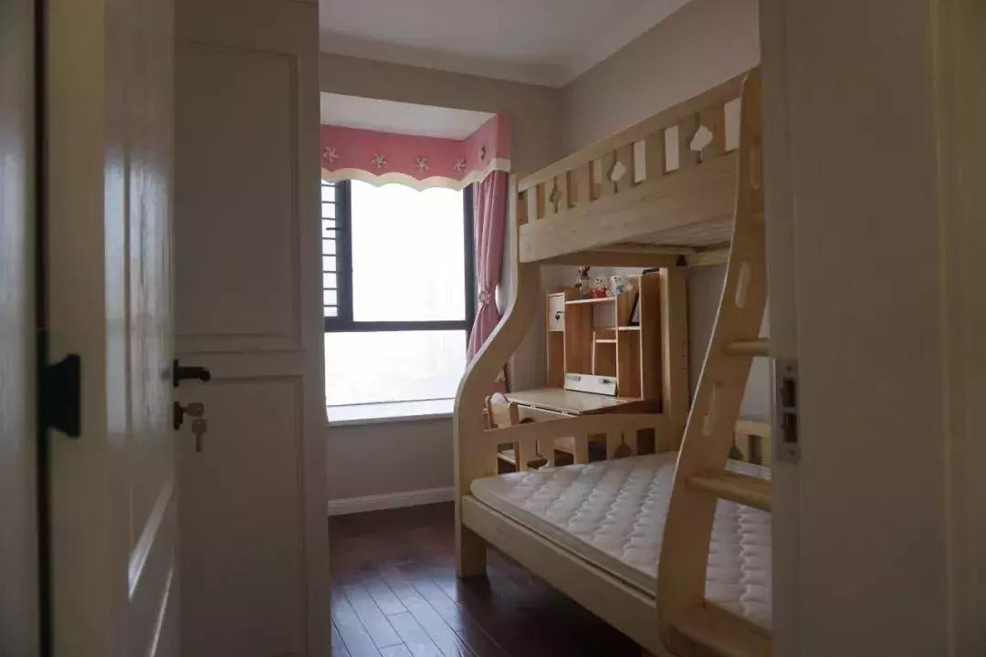 充满童趣的上下床儿童房,实用的儿童上下床怎么选