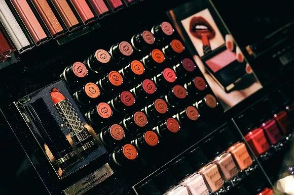 gucci新款口红25号,gucci全新可以去专柜换吗