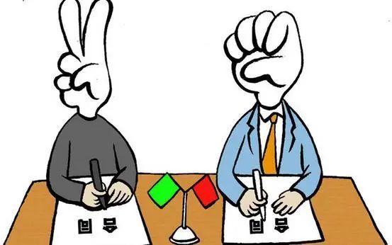 盖章按手印用哪个手指,盖章签字摁手印法律效力一样吗