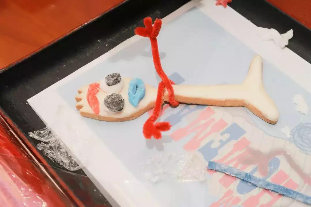 让全家人流连忘返的香港迪士尼，到底有什么魔力？