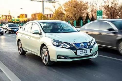 开网约车的小司机,上海网约车轩逸纯电