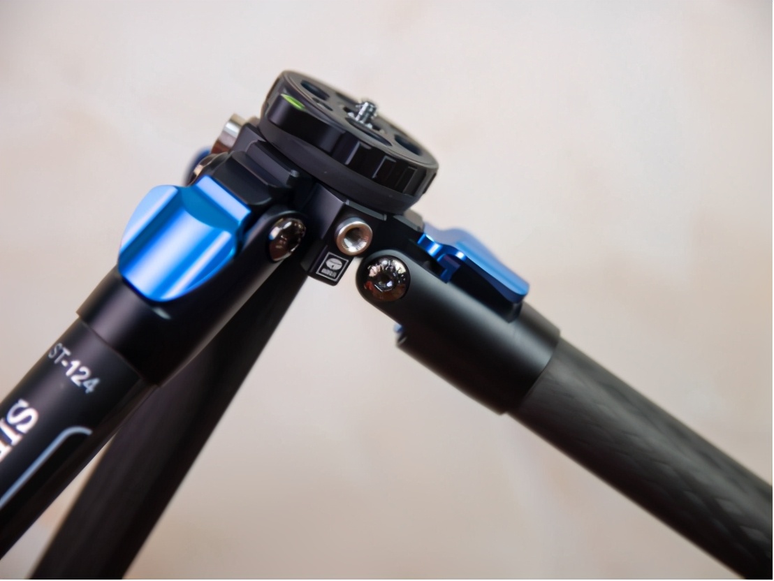 思锐稳定型三脚架,思锐124三脚架