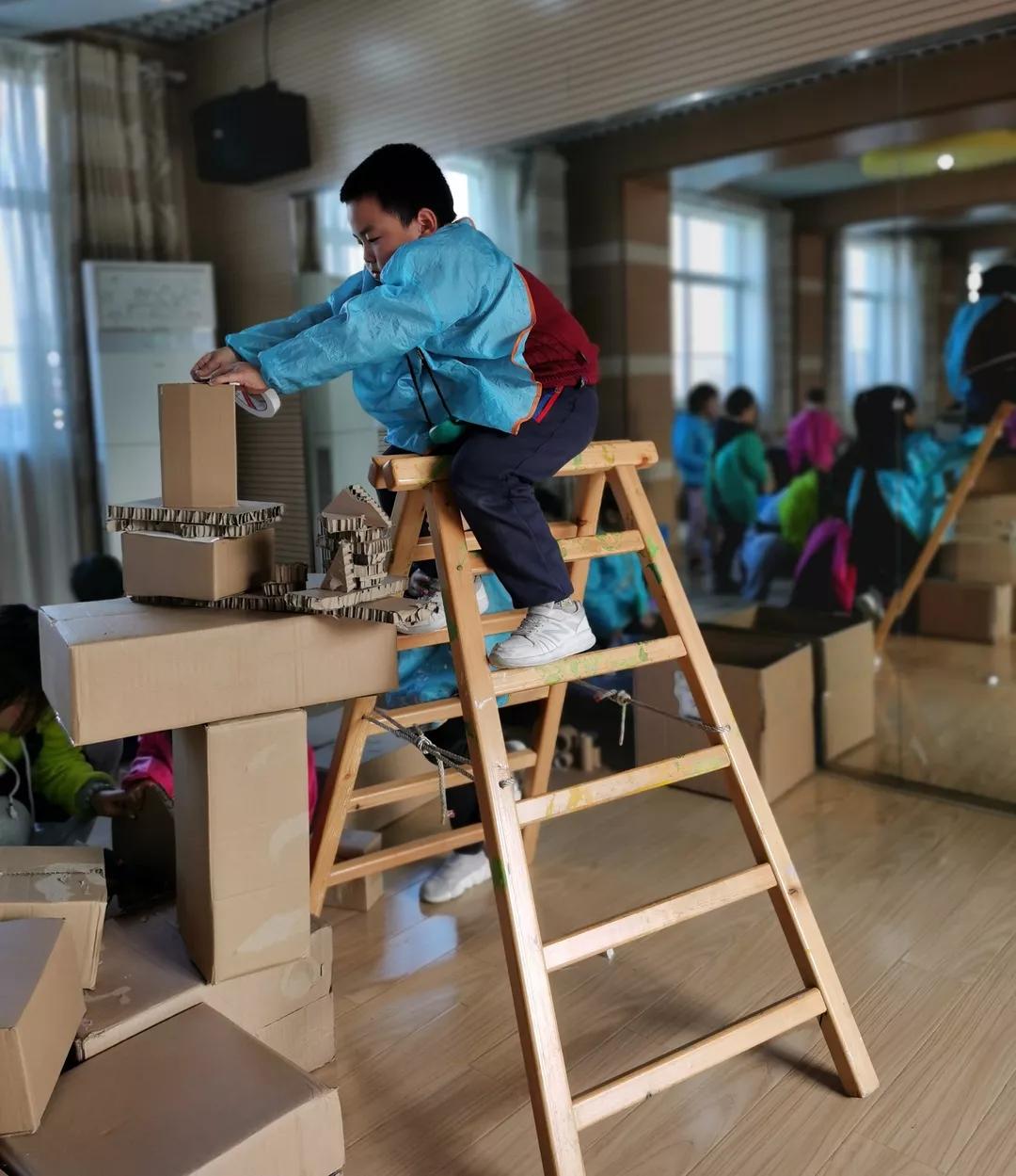 幼儿园生成课程案例,幼儿园关于纸的课程