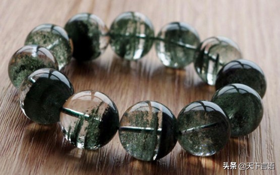 降真香手串男士佩戴功效,本命年男士佩戴什么手串