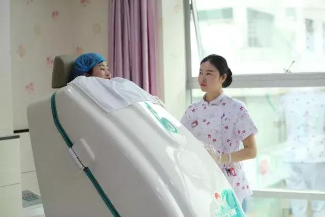 满月后妈妈日常,产后妈妈康复