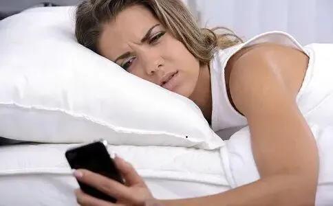 孕妇玩手机怎么保护胎儿,孕妇玩手机怎么防辐射