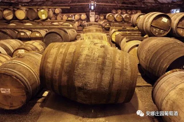 响大师限量版威士忌,三得利响和风醇韵调和威士忌