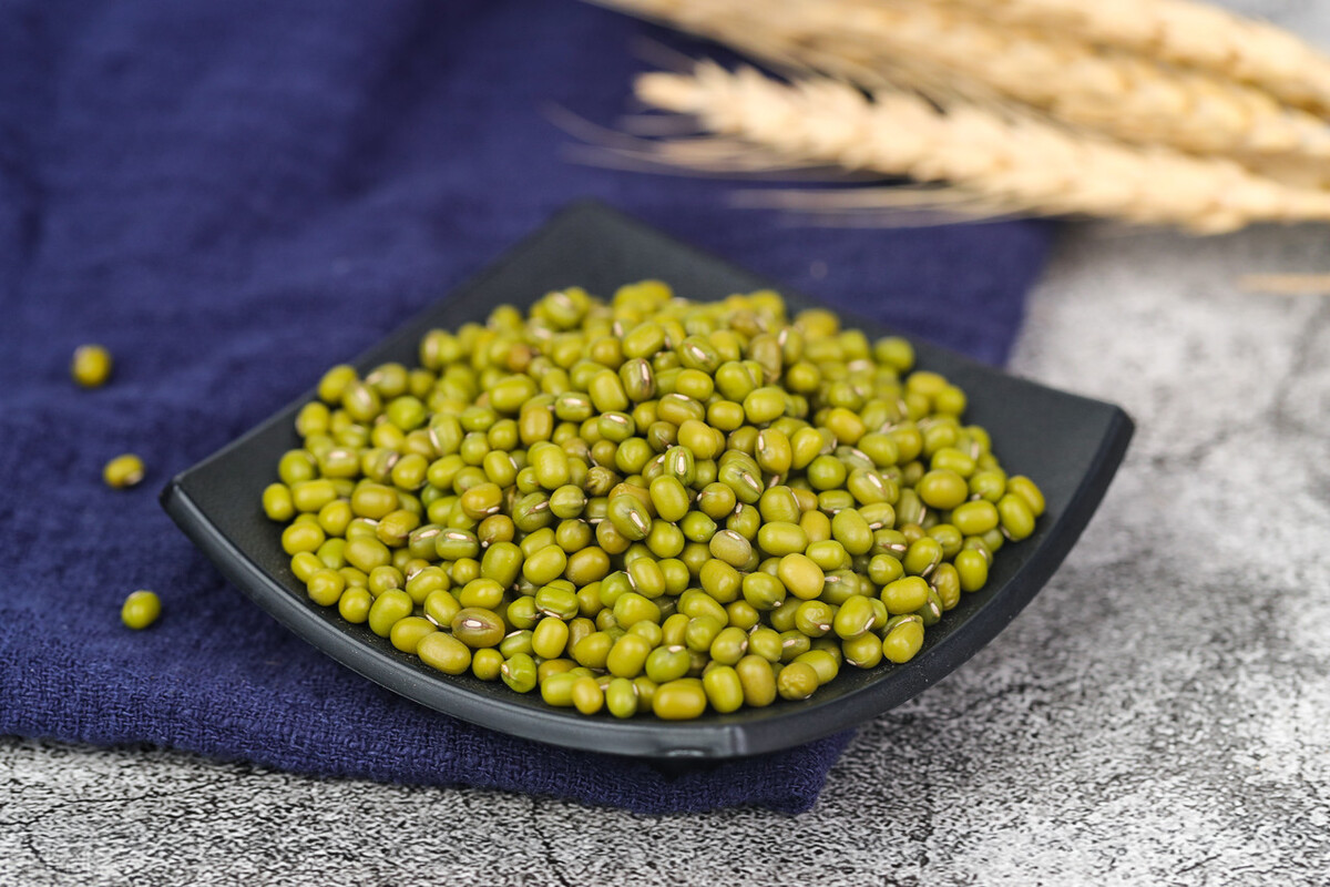 绿豆汤怎么煮才不发红,煮绿豆汤怎么不变红窍门