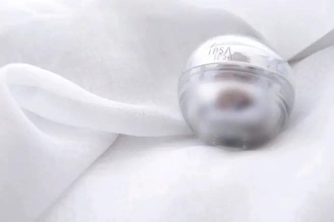 IPSA黑晶睿迷眼霜好用吗,茵芙莎全新黑晶乳霜测评