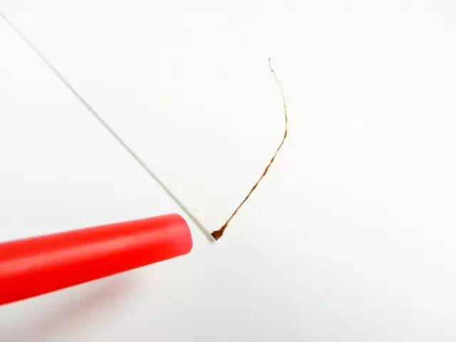 用吸管吹成的水彩画,吸管笔水彩画教程