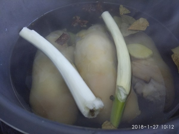 酱香猪蹄配方,酱香猪蹄最正宗的做法