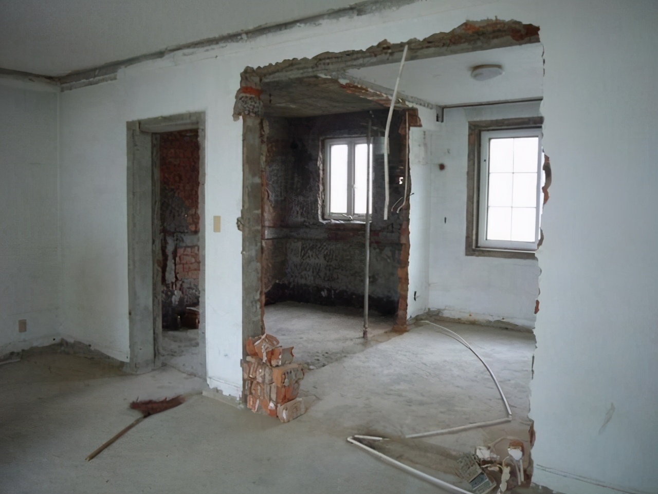 如何让黑暗的屋里明亮简易方法,小户型房间采光最好的小妙招