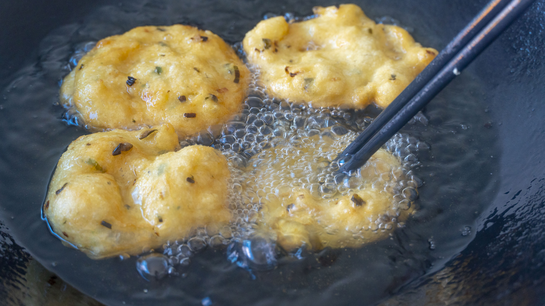 不揉面不擀面的懒人肉饼,教你做懒人白菜馅饼不揉面不擀面