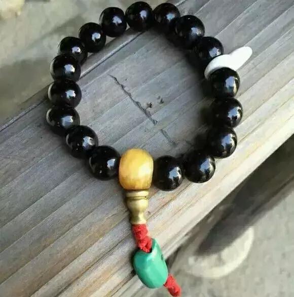 色差很严重的菩提有哪些,菩提最简单鉴别