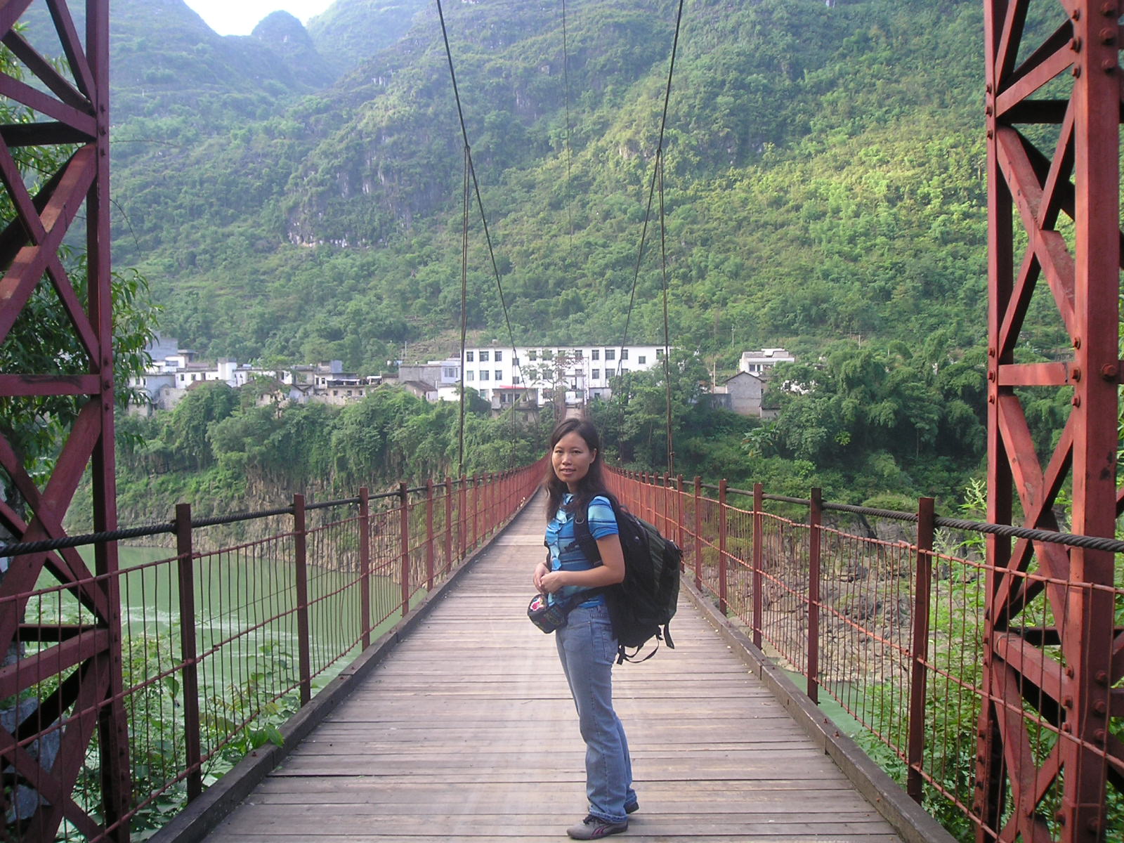 2006年，我走进广西都安山区，发现那里的人真的是“人穷志不穷”