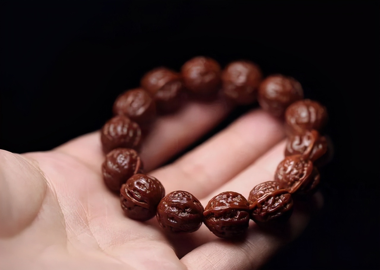 文玩小核桃手串蛇结结尾,文玩小核桃手串最容易忽视的地方