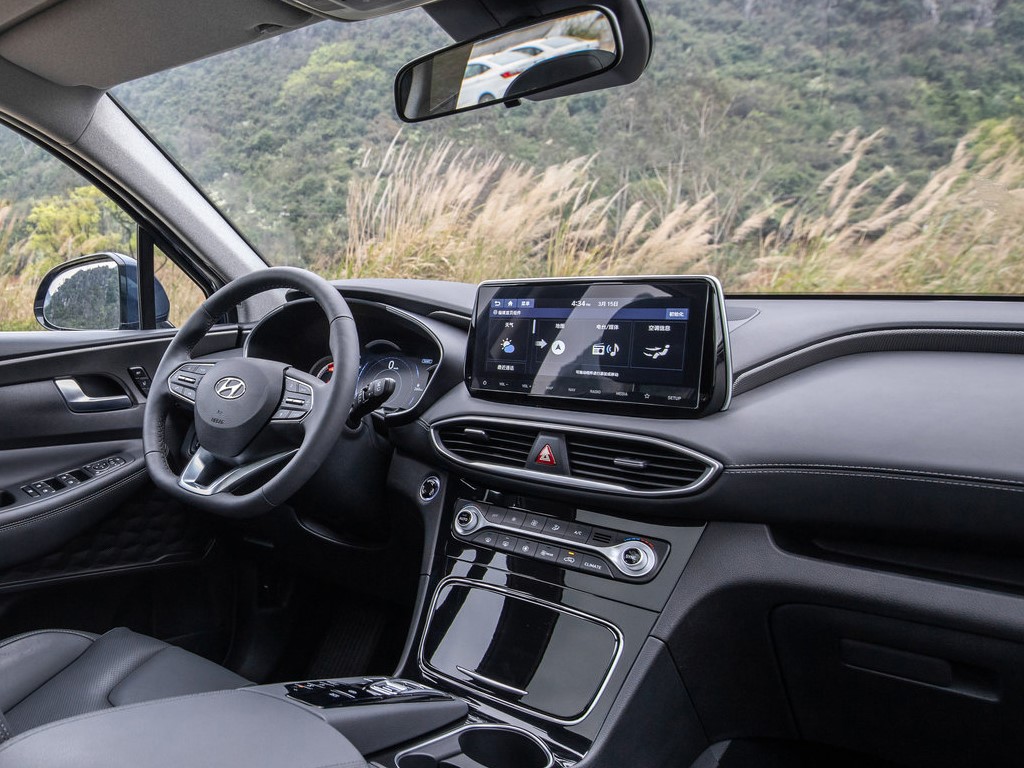 第四代胜达优惠8万,2023款现代胜达旅行家与汉兰达