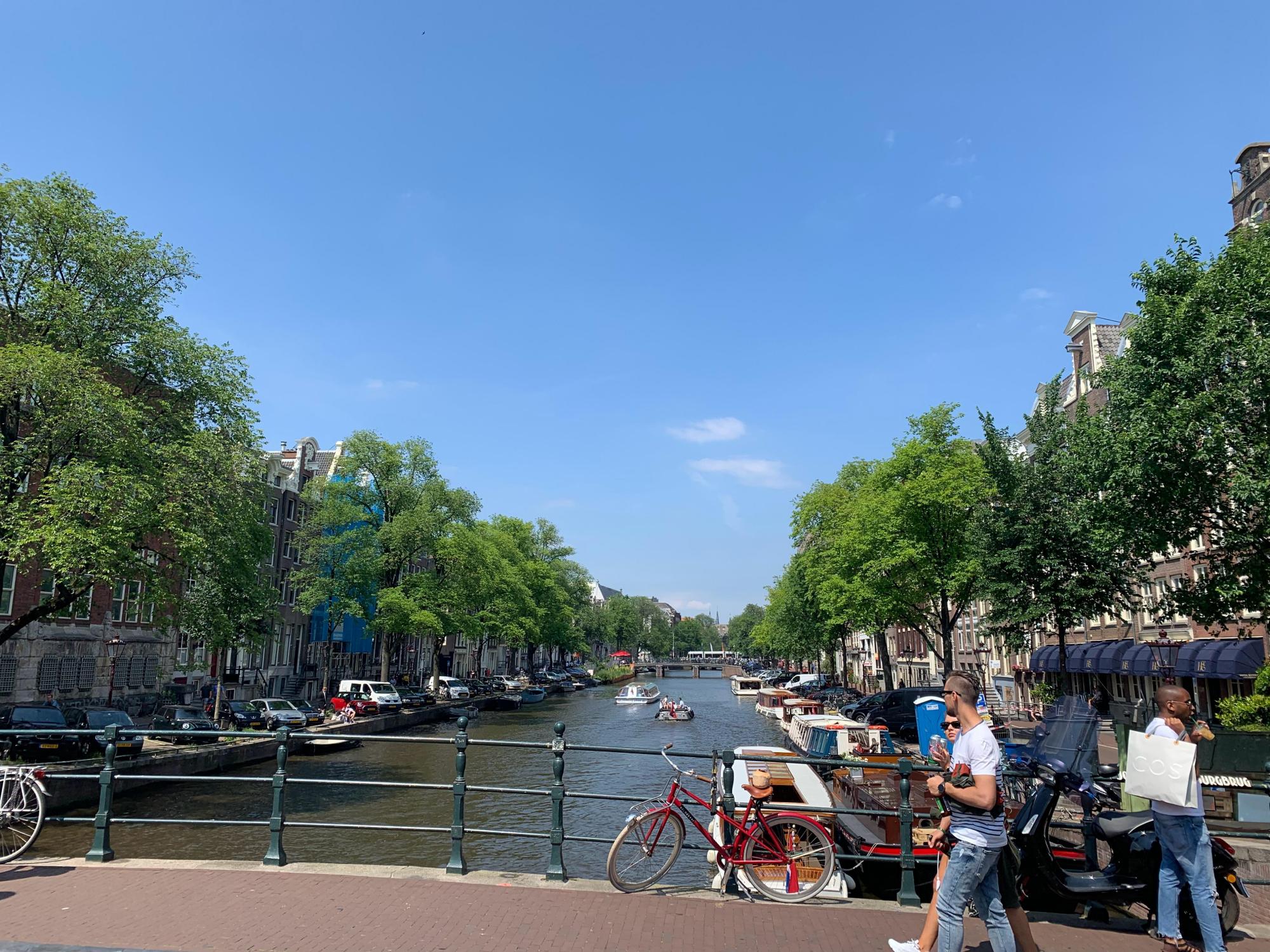 中国女排名将嫁大自己八岁富豪,女排运动员嫁给教练