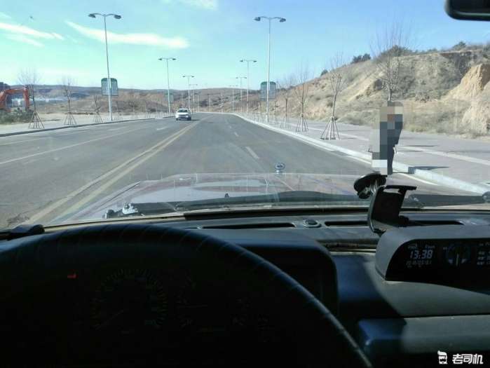 同时拥有4台途乐是何感觉？爬冰豁沙子当真无所不能！