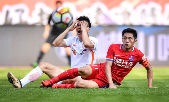 29岁本土前锋大爆发,足球小将大空翼留洋后踢荷兰