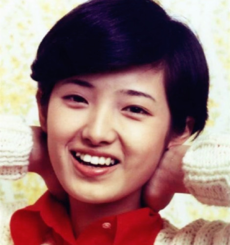 山口百惠为什么让人们念念不忘,山口百惠漂亮吗