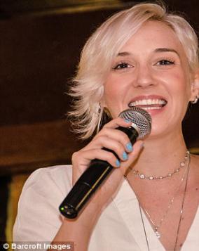 淫乱*教邪**“上帝之子”逃脱者讲述令人震惊的往事