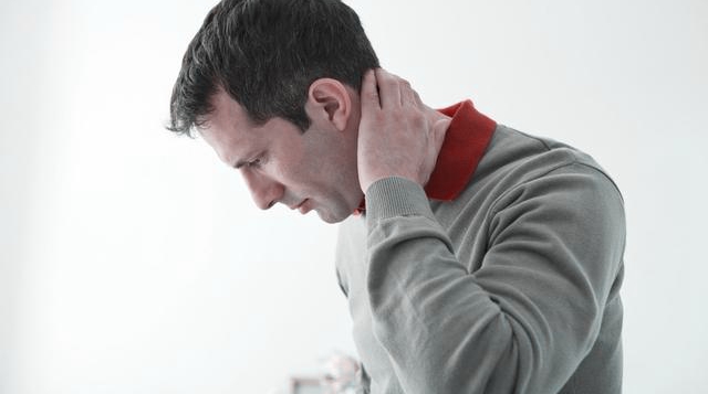 颈椎病有没有正确治疗办法,颈椎病适合手术治疗