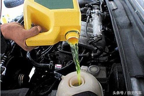 天气转冷该换防冻液了,防冻液哪些情况该换