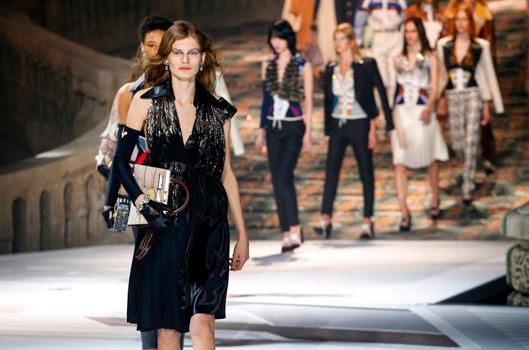 纪梵希逝世原因有哪些,纪梵希创始人去世