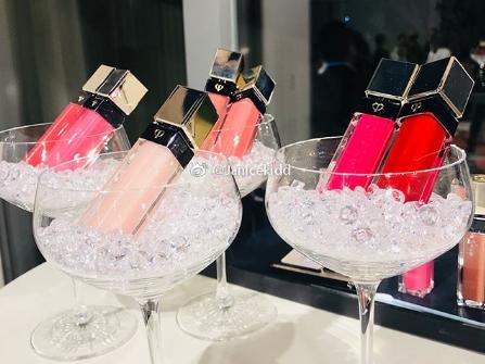 cpb奢华艳光唇釉试色,cpb艳光104口红试色